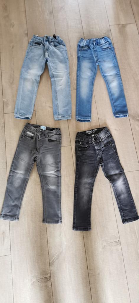 Zeer nette broeken/ jeans jongen maat 98, Ophalen of Verzenden, Zo goed als nieuw, Maat 98