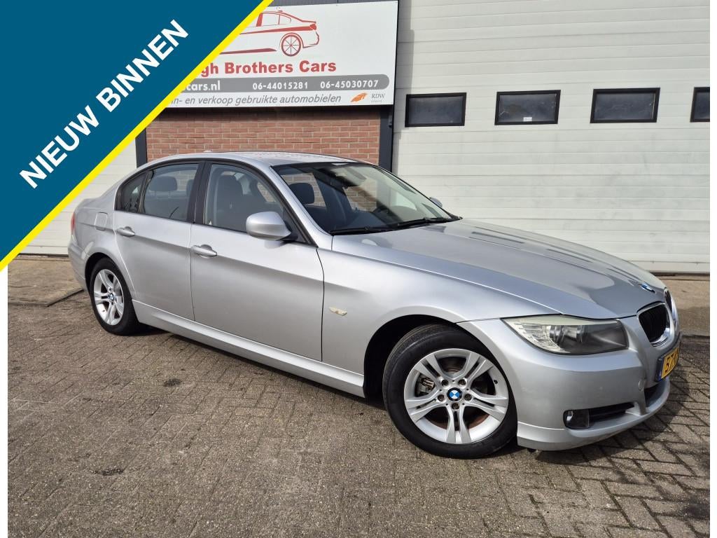 BMW 3-serie 316i Bus Line/CALIMA/CRUIS/NAVI/NAP/PDC/INRUIL M, Auto's, Gebruikt, 1599 cc, 4 cilinders, Origineel Nederlands