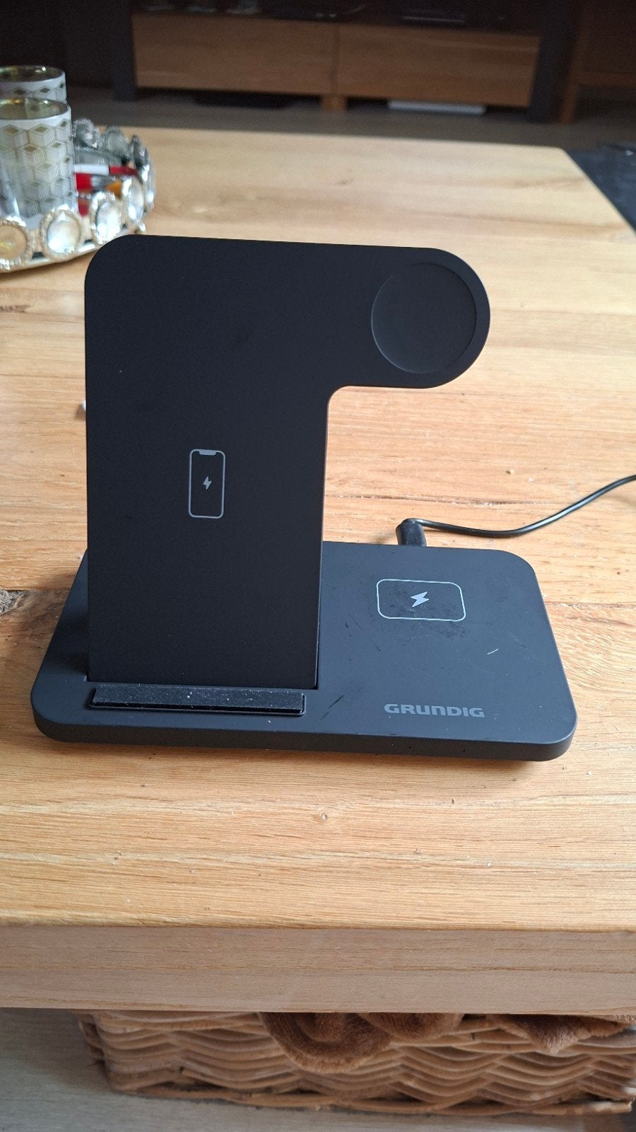 Grundig draadloze oplader helemaal nieuw, Ophalen, Draadloze oplader, Universeel, Zo goed als nieuw