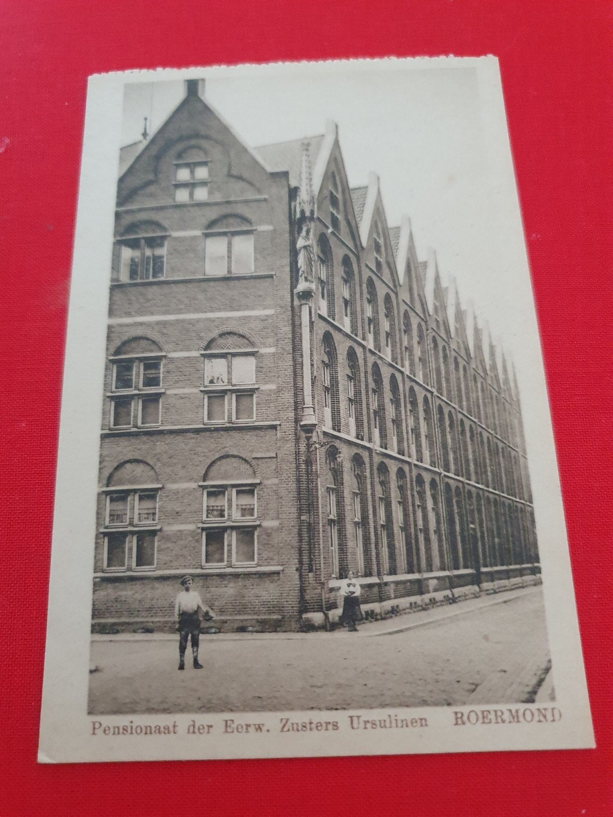 Oude briefkaart Pensionaat Ursulinen Roermond, Verzenden, Voor 1920, Gelopen, Limburg