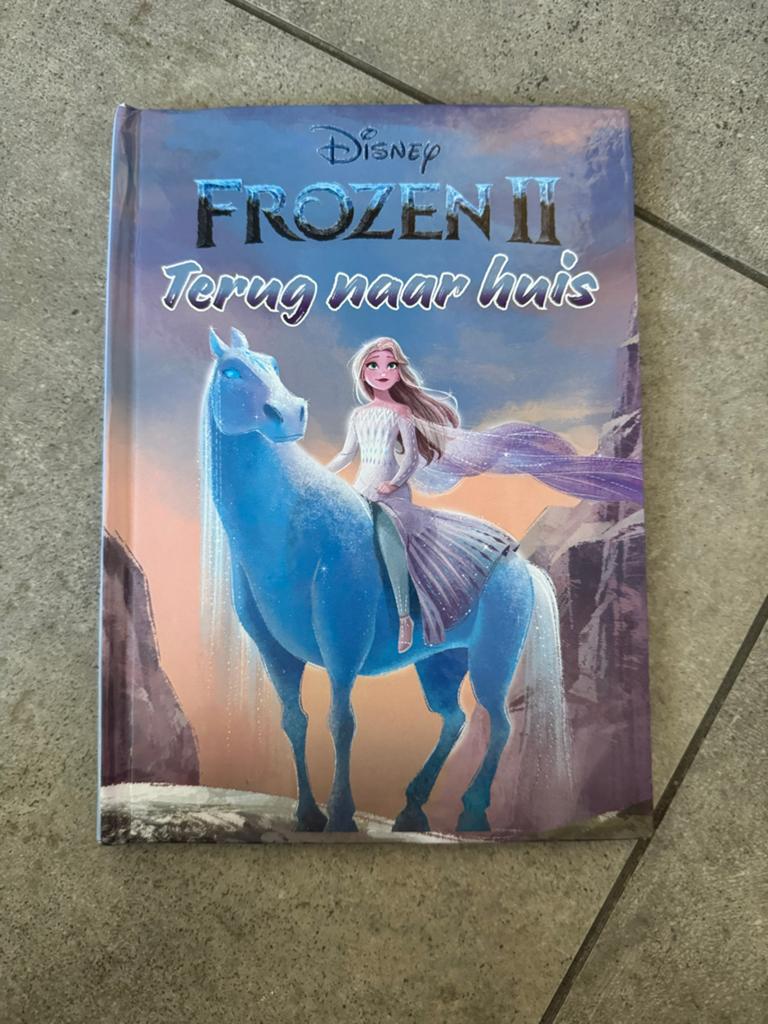 Disney Frozen II: Terug naar huis - Zo goed als nieuw, Ophalen of Verzenden, Zo goed als nieuw, Fictie
