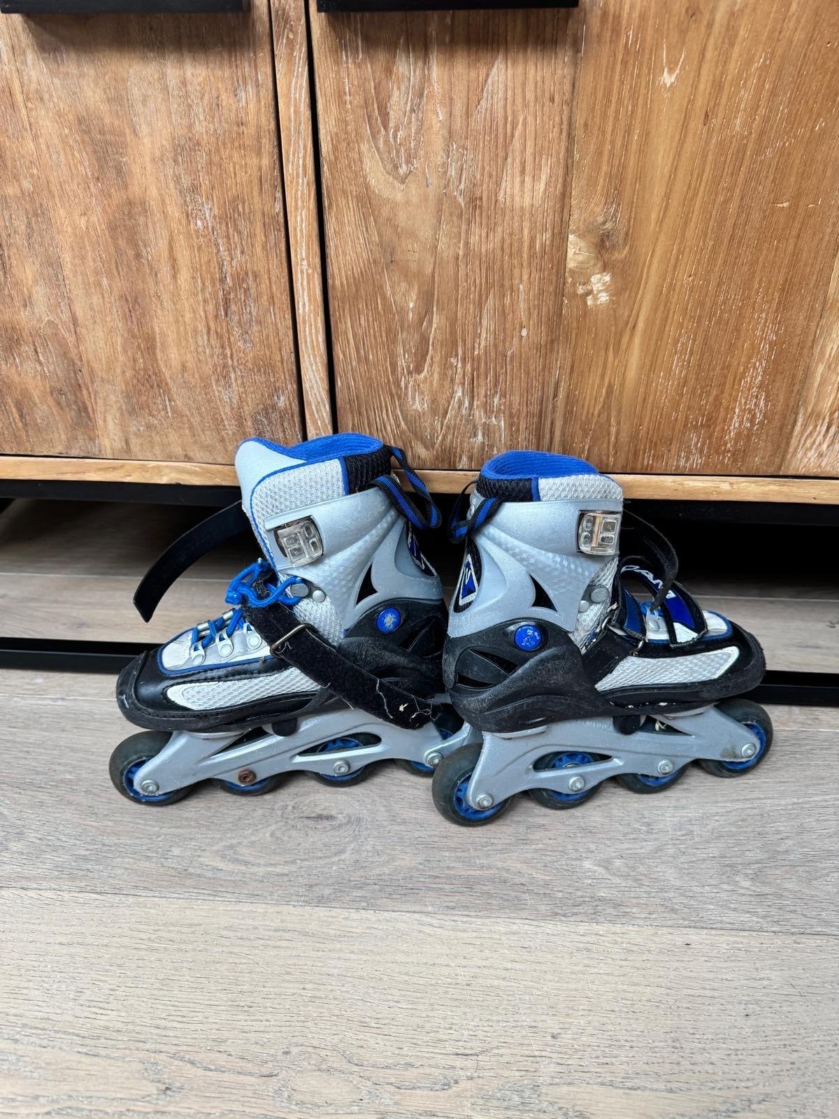 Verstelbare inline skates - Maat 32-35, Ophalen of Verzenden, Gebruikt, Overige typen, Overige merken