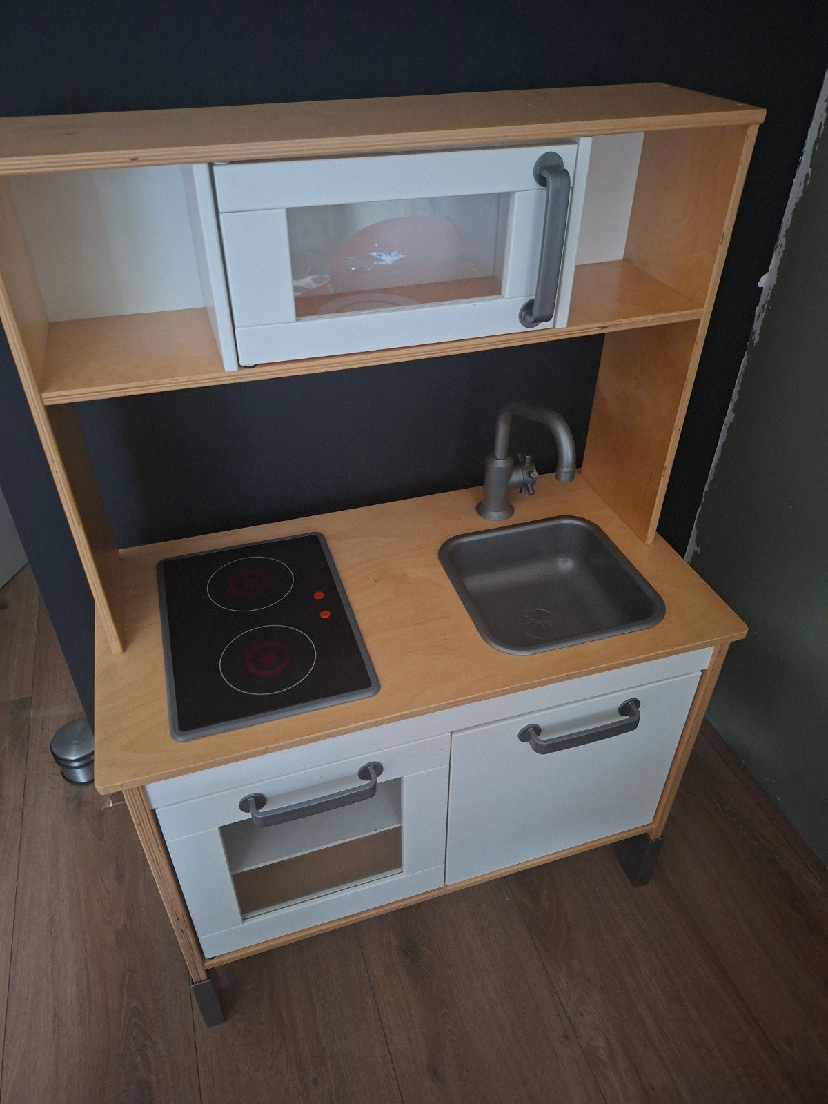 Ikea speelkeuken met fornuis en accessoires, Ophalen of Verzenden, Zo goed als nieuw, Hout, Speelkeuken