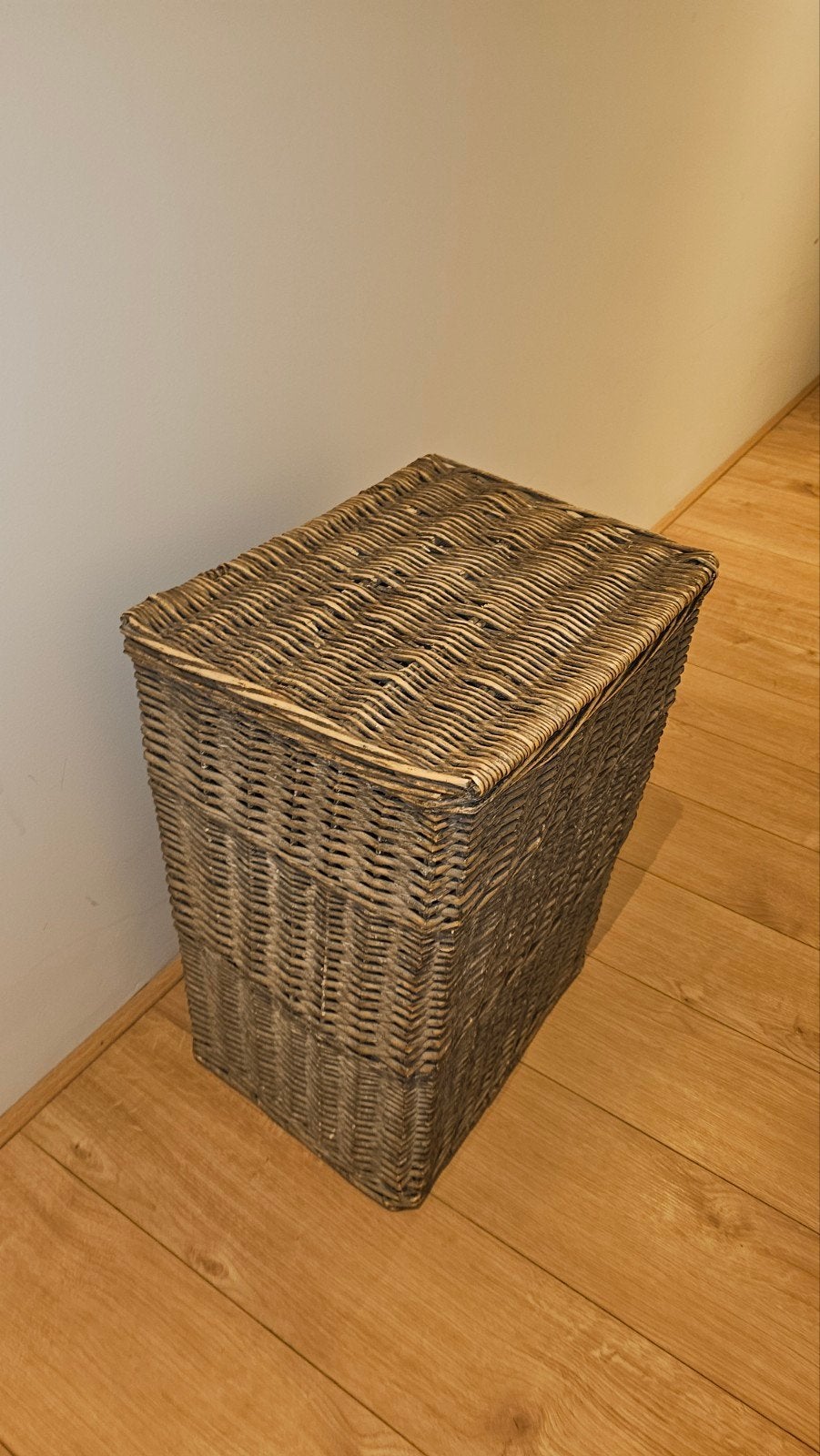 Wicker laundary basket, Ophalen of Verzenden, Gebruikt, Overige materialen