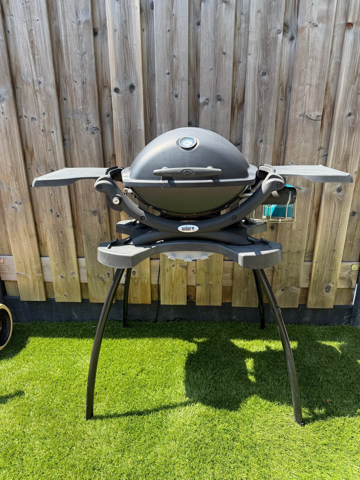 Weber Q1200 Gasbarbecue met onderstel, Ophalen, Gebruikt