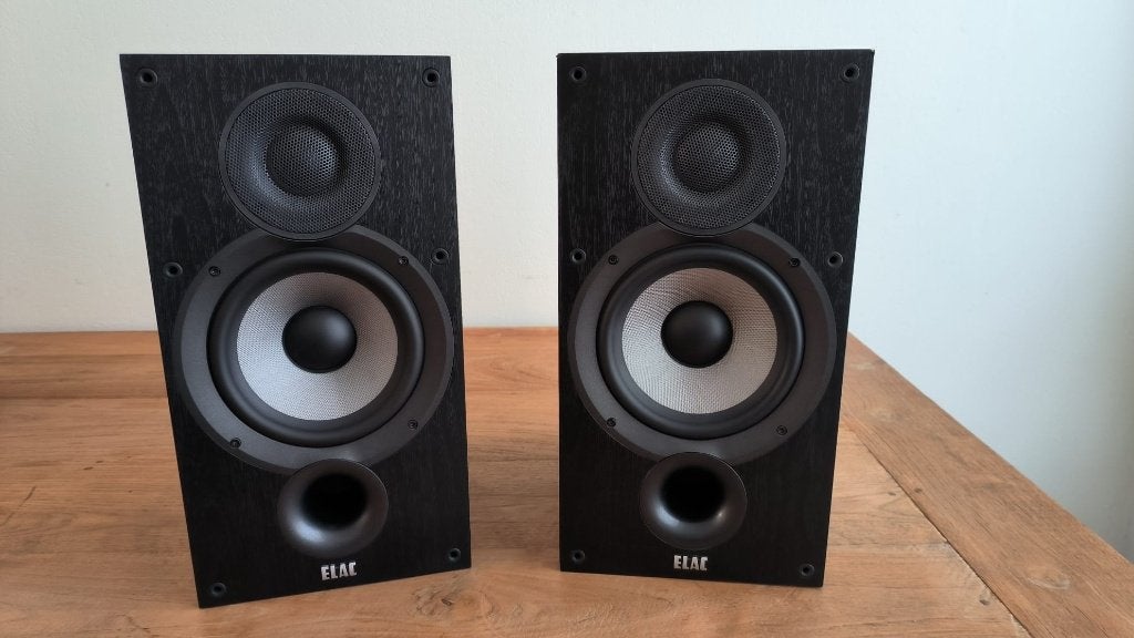 Elac Debut 6.2
