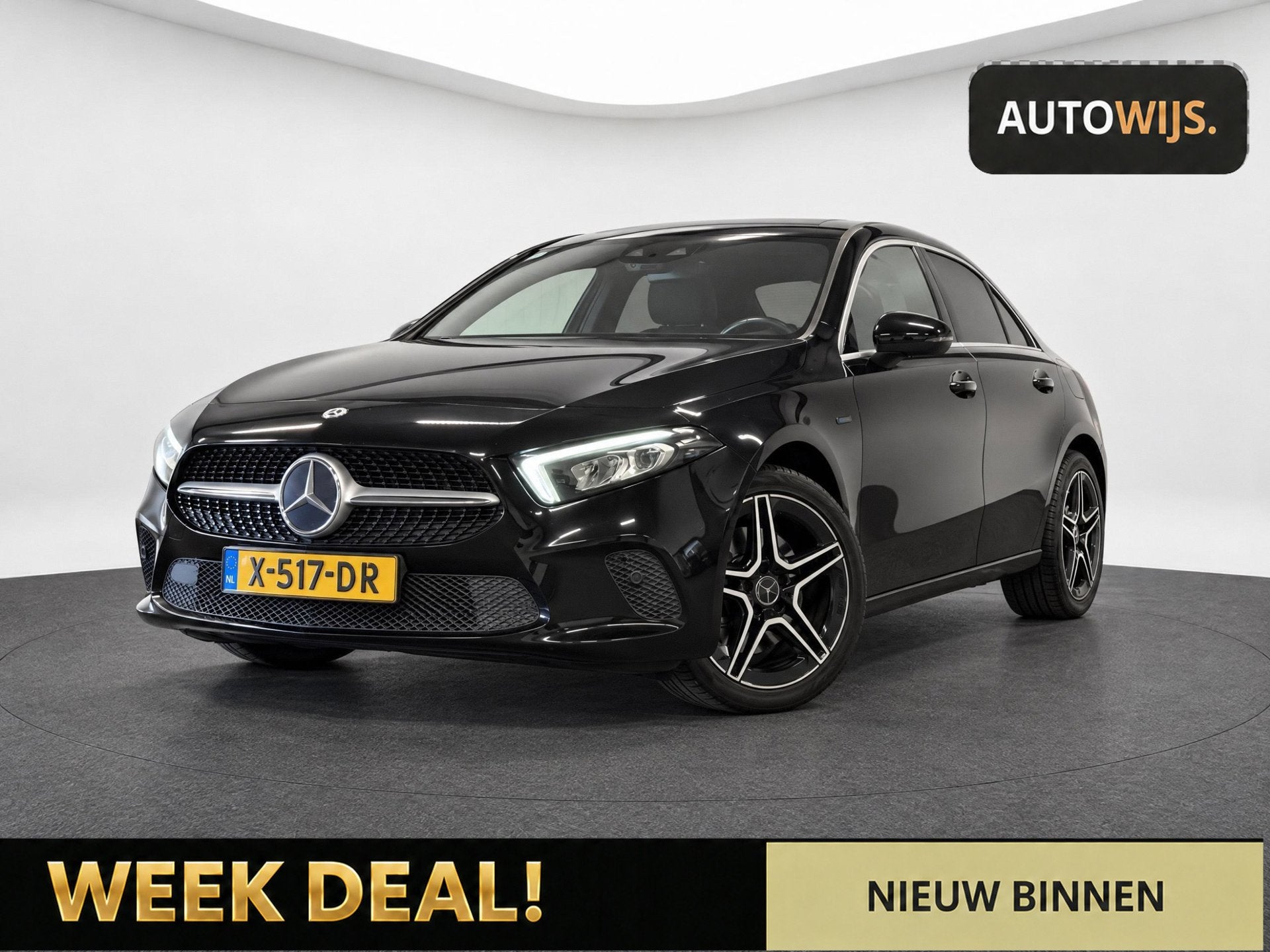 Mercedes-Benz A-klasse 250 e Premium|SFEER VERLICHTING|WIDES, Dealer onderhouden, Gebruikt, 4 cilinders, 15 kWh