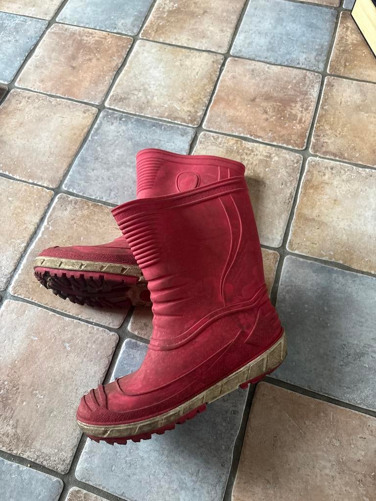 Rode rubberen laarzen - Maat 34, Tuin en Terras, Werkkleding, Gebruikt, Dames, Laarzen, Ophalen of Verzenden