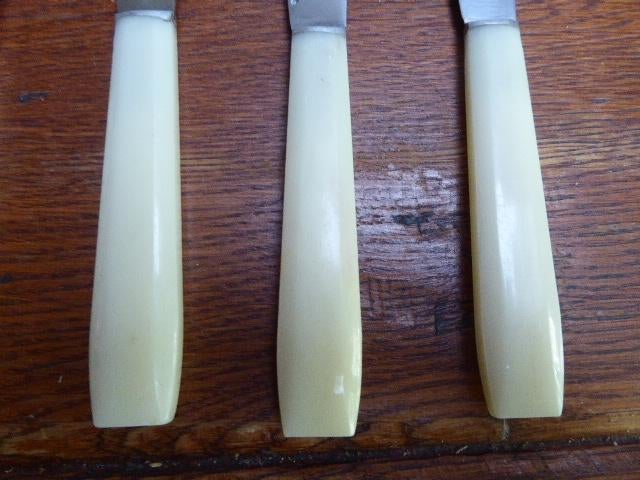 11 art deco dessert mesjes met bakelieten handgreep., Ophalen of Verzenden
