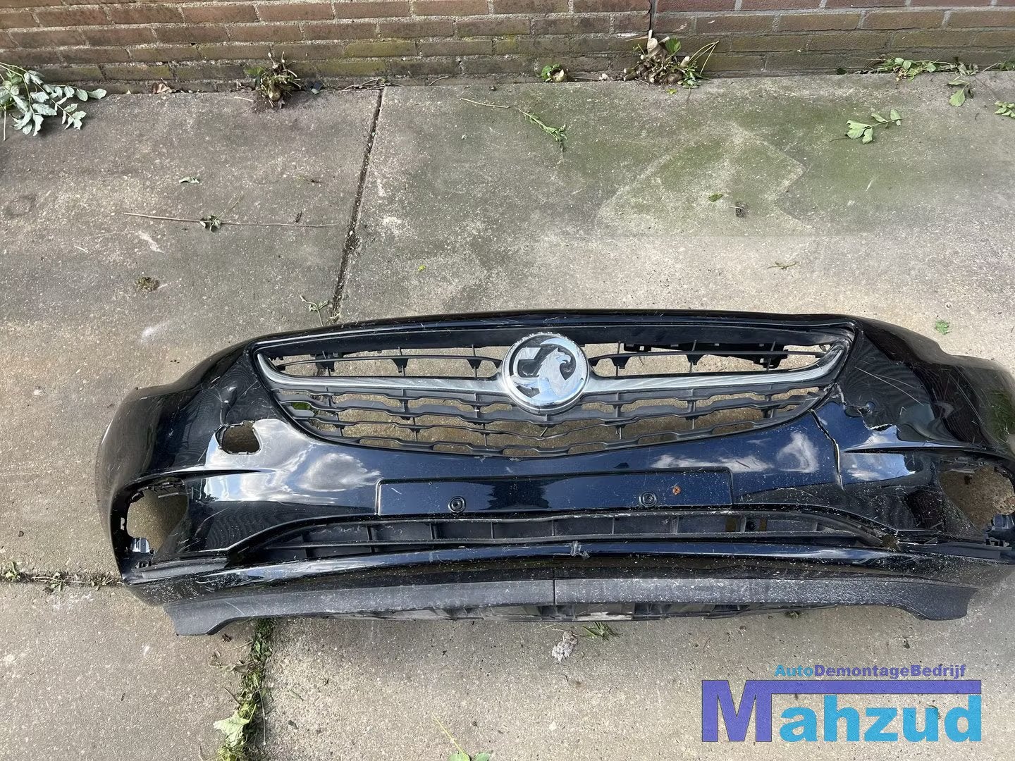 OPEL CORSA E Zwart voorbumper bumper voor logo 2014-2019, Gebruikt, Voor, Opel Automobile GmbH, Ophalen of Verzenden
