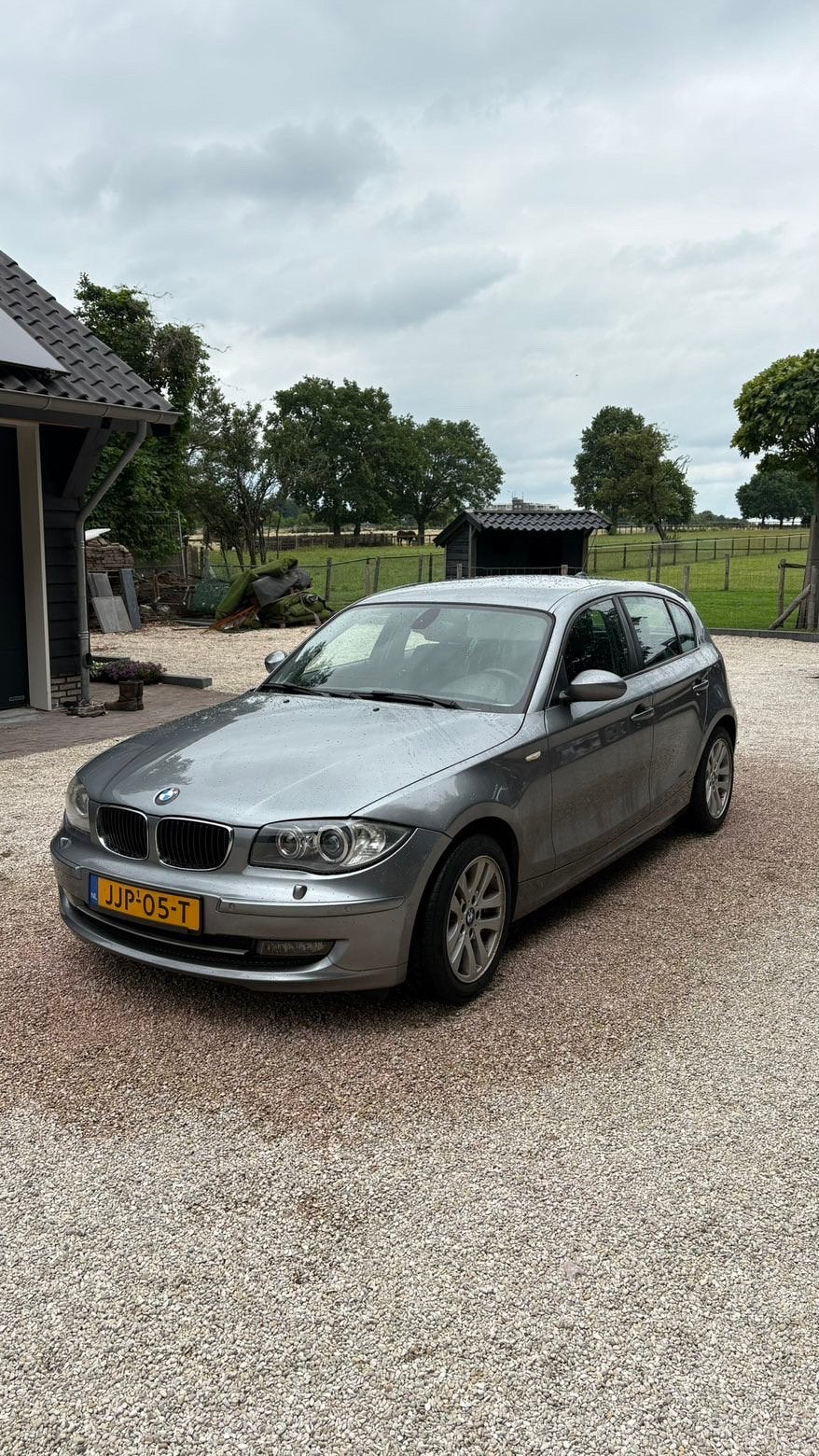 BMW 1-Serie 2.0 116I 5DR 2009 Grijs, Auto's, BMW, 1-Serie, Achterwielaandrijving, 1995 cc, 4 cilinders