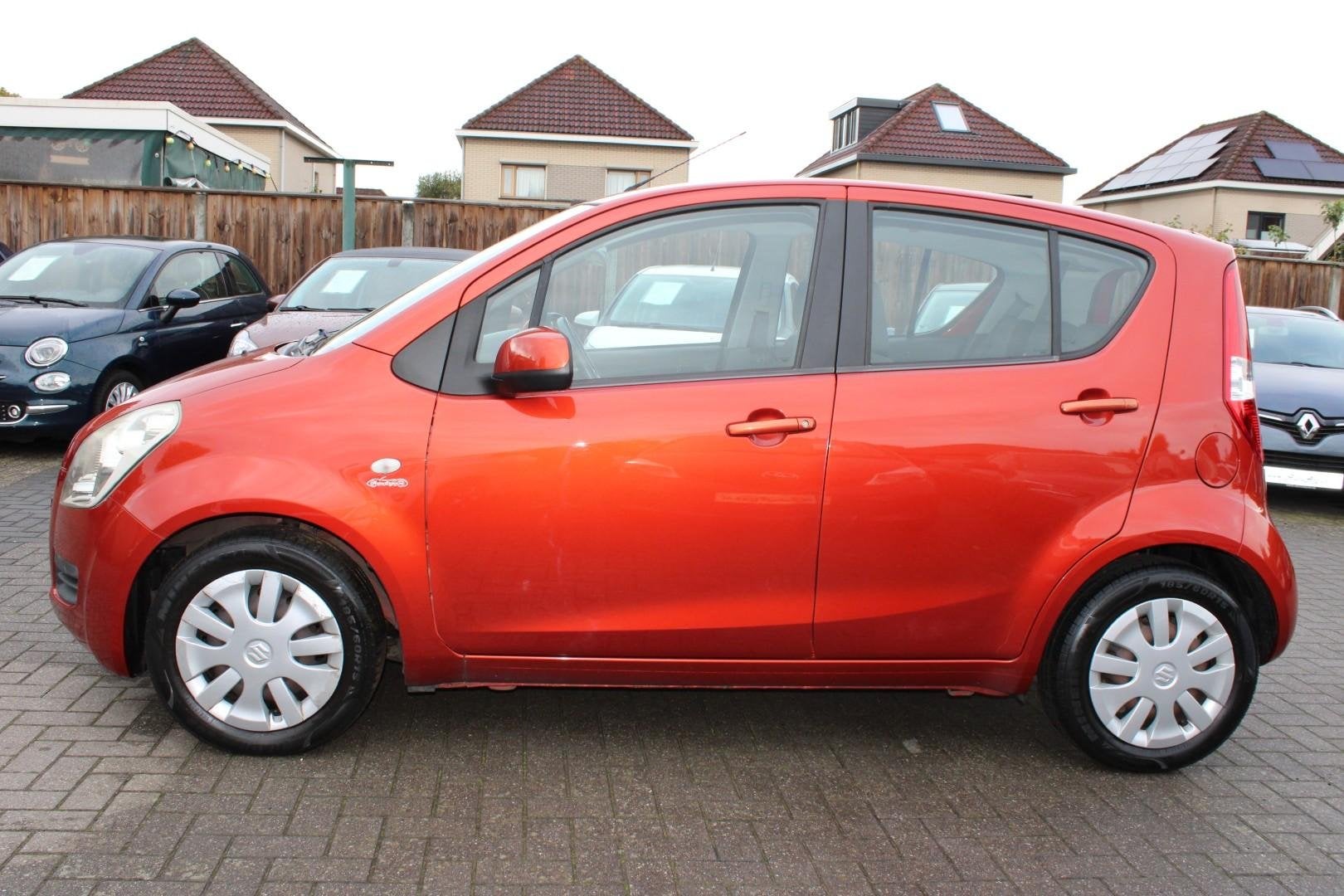 Suzuki Splash 1.0 Comfort, Auto's, Euro 5, Stof, Gebruikt, 31 €/maand