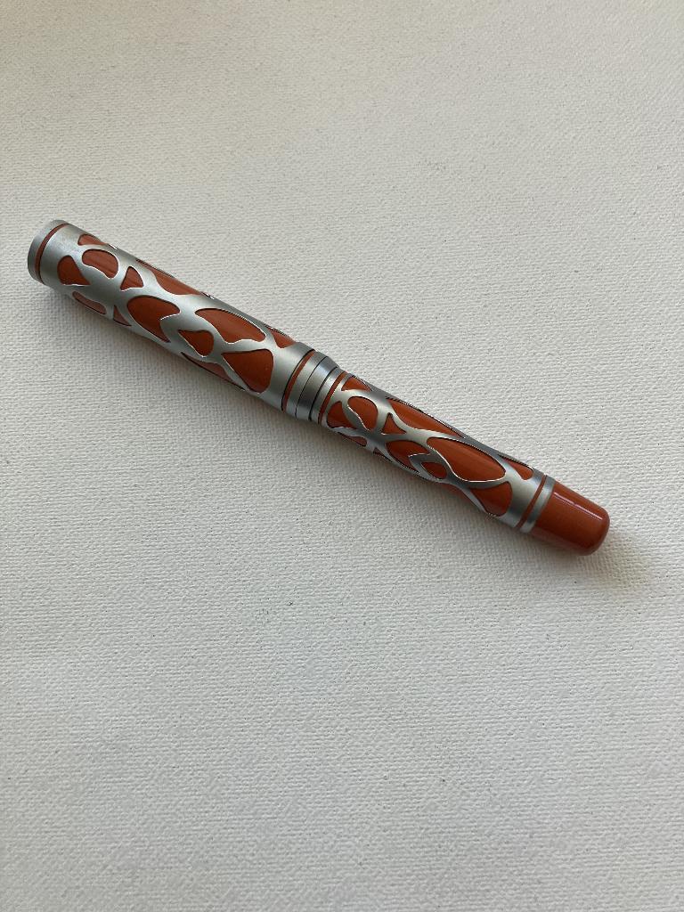 Handgemaakte Oranje Vulpen met Metalen Overlay JoWo‑penpunt, Verzenden, Gebruikt, Vulpen, Overige merken