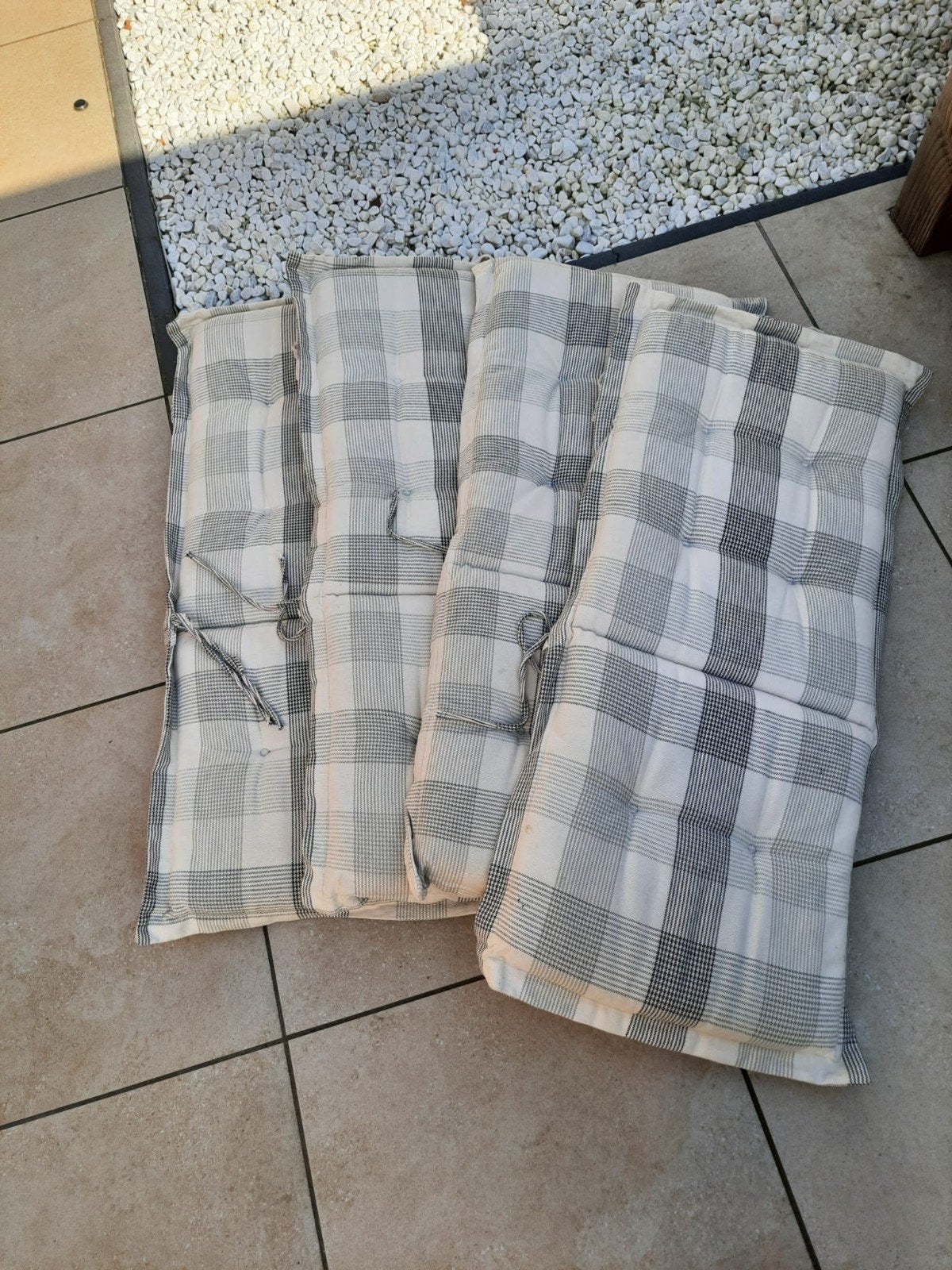 4 geruite tuinstoelkussens met lusjes, 115x50 cm, Ophalen, Gebruikt