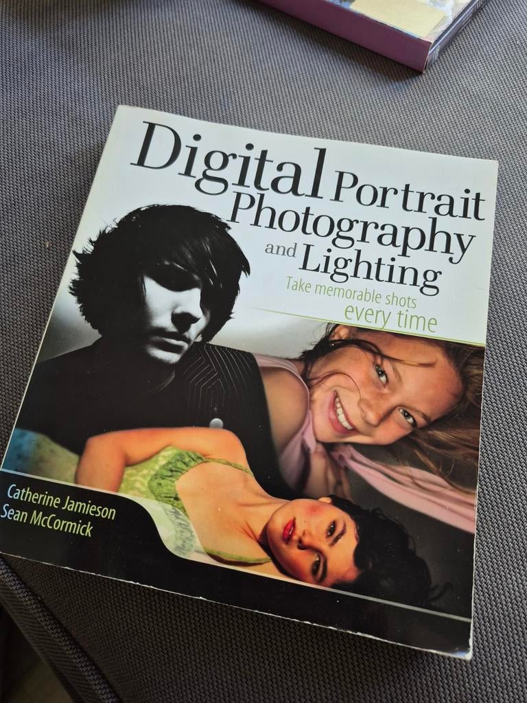 Digital Portrait Photography and Lighting Boek, Boeken, Ophalen of Verzenden, Gelezen, Fotografie algemeen, Catherine Jamieson, Sean McCormick