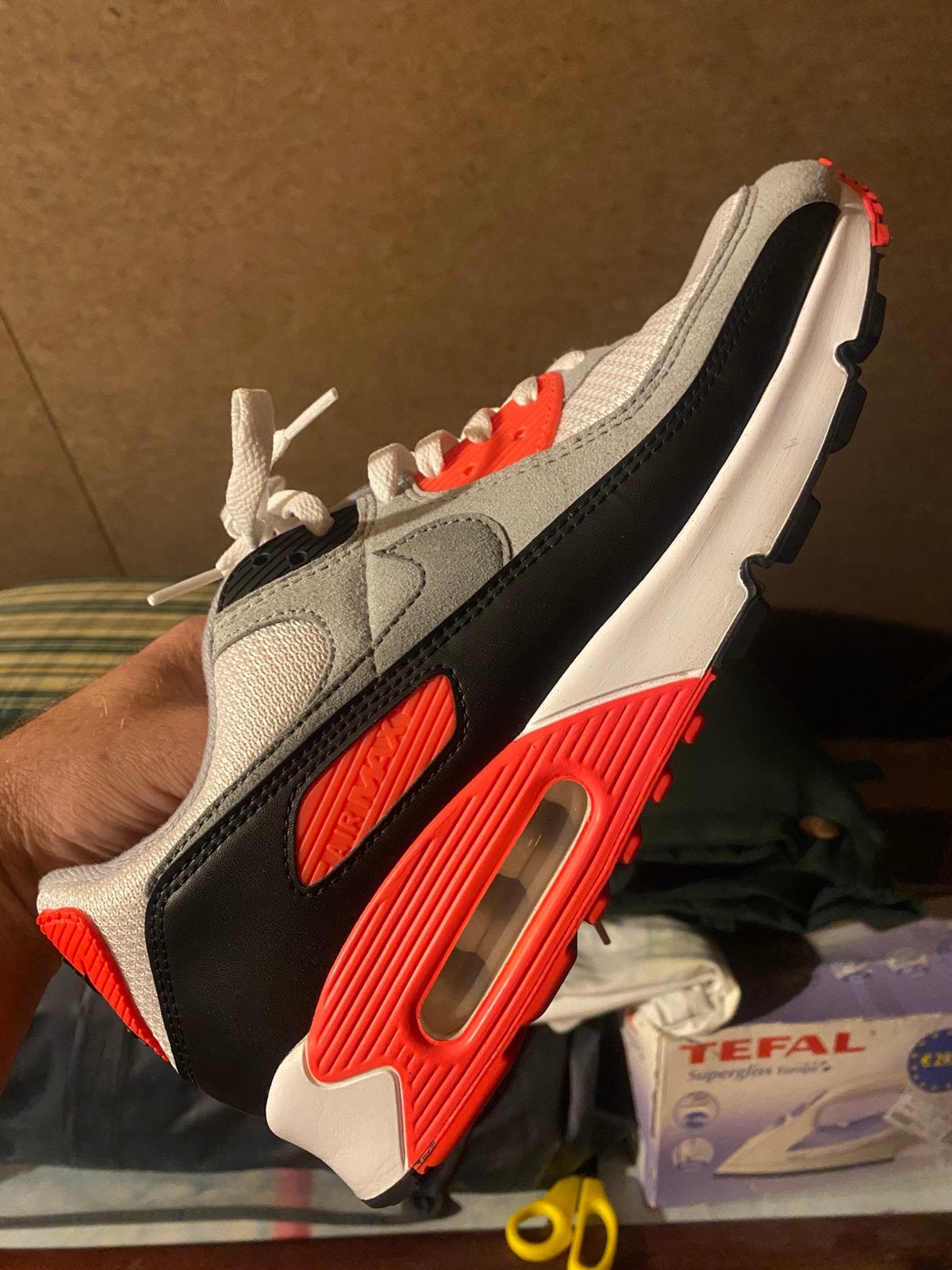 Nike air max 90 infrared size eur 45, Kleding | Heren, Overige kleuren, Verzenden, Sneakers of Gympen, Zo goed als nieuw