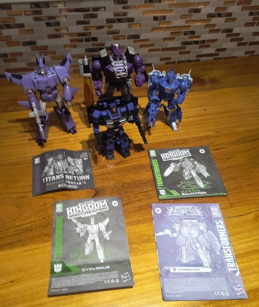 Transformers WFC Studio Series Titans return, Verzamelen, Transformers, G1, Ophalen of Verzenden, Zo goed als nieuw, Decepticons
