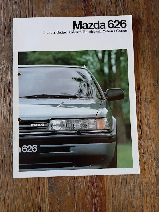 Mazda 626 4 en 5 drs Sedan en Hatchback en Coupe  [ 9 / 1988, Verzenden, Zo goed als nieuw, Mazda