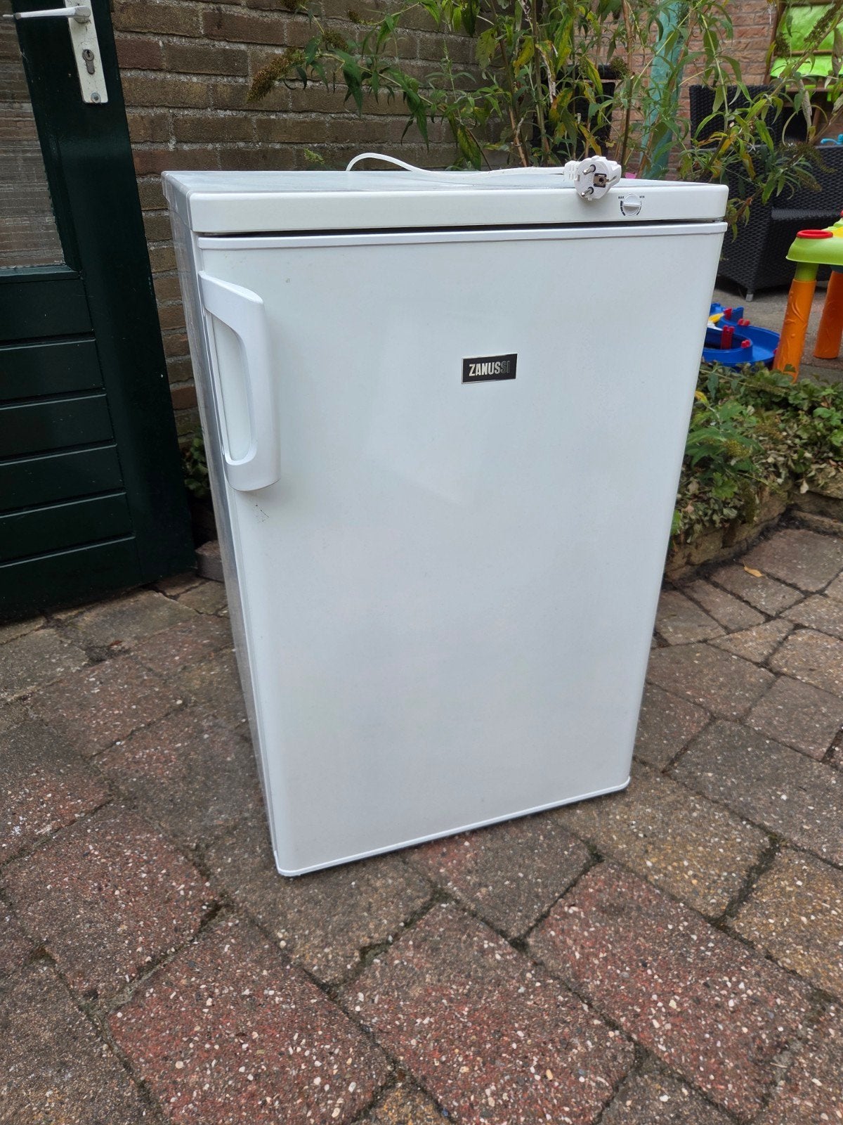 Zanussi vriezer met 3 lades, Gebruikt, 75 tot 100 liter, Met aparte vriezer, 45 tot 60 cm