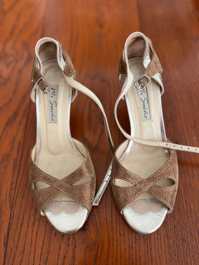 tango dansschoenen maat 36/37 Mi Sueno, Sport en Fitness, Dansen, Ophalen of Verzenden, Gebruikt, Schoenen