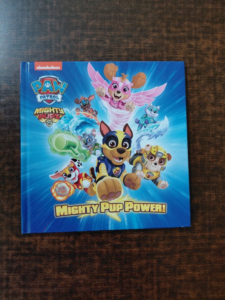 Boek Paw Patrol Mighty Pup Power, Ophalen of Verzenden, Zo goed als nieuw, Onbekend, Fictie algemeen