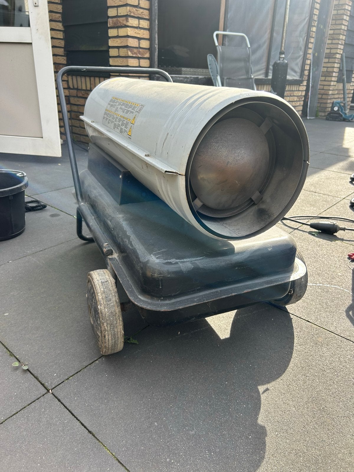 Krachtige mobiele heteluchtkanon op wielen, Doe-het-zelf en Verbouw, Gebruikt, Kachel, Ophalen of Verzenden, 60 tot 150 cm