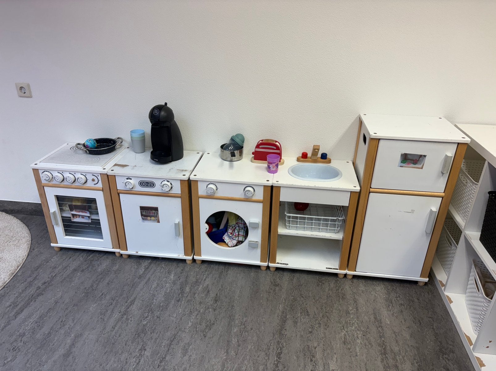 Speelkeuken KDV, Huis en Inrichting, Keuken | Complete keukens, Ophalen, Gebruikt