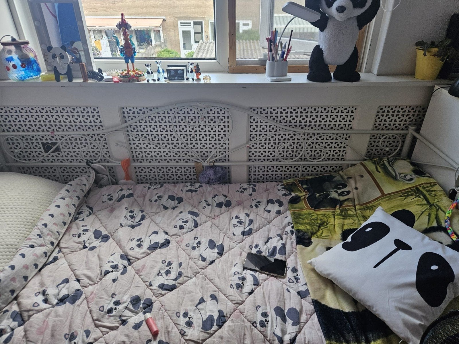 Radiatorombouw wit, 252x107 cm, decoratief front, Ophalen, Gebruikt, Overige typen, 150 cm of meer