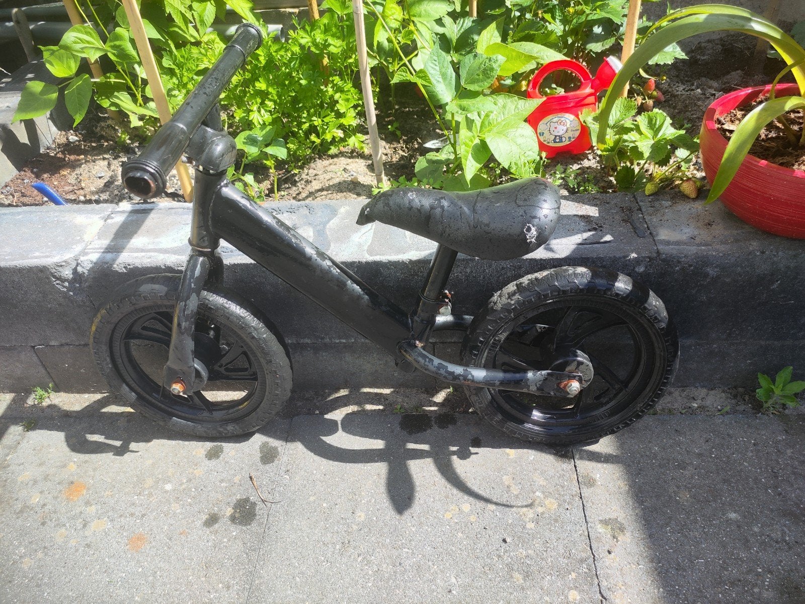 Zwarte loopfiets voor kinderen, Ophalen, Gebruikt, Minder dan 16 inch