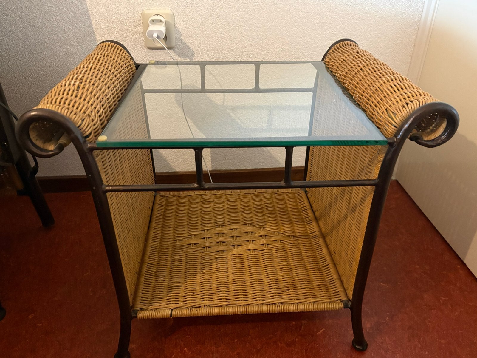 Rotan tweepersoonsbed 210x185 cm met 2 nachtkastjes, Overige materialen, 210 cm, Tweepersoons, Ophalen of Verzenden