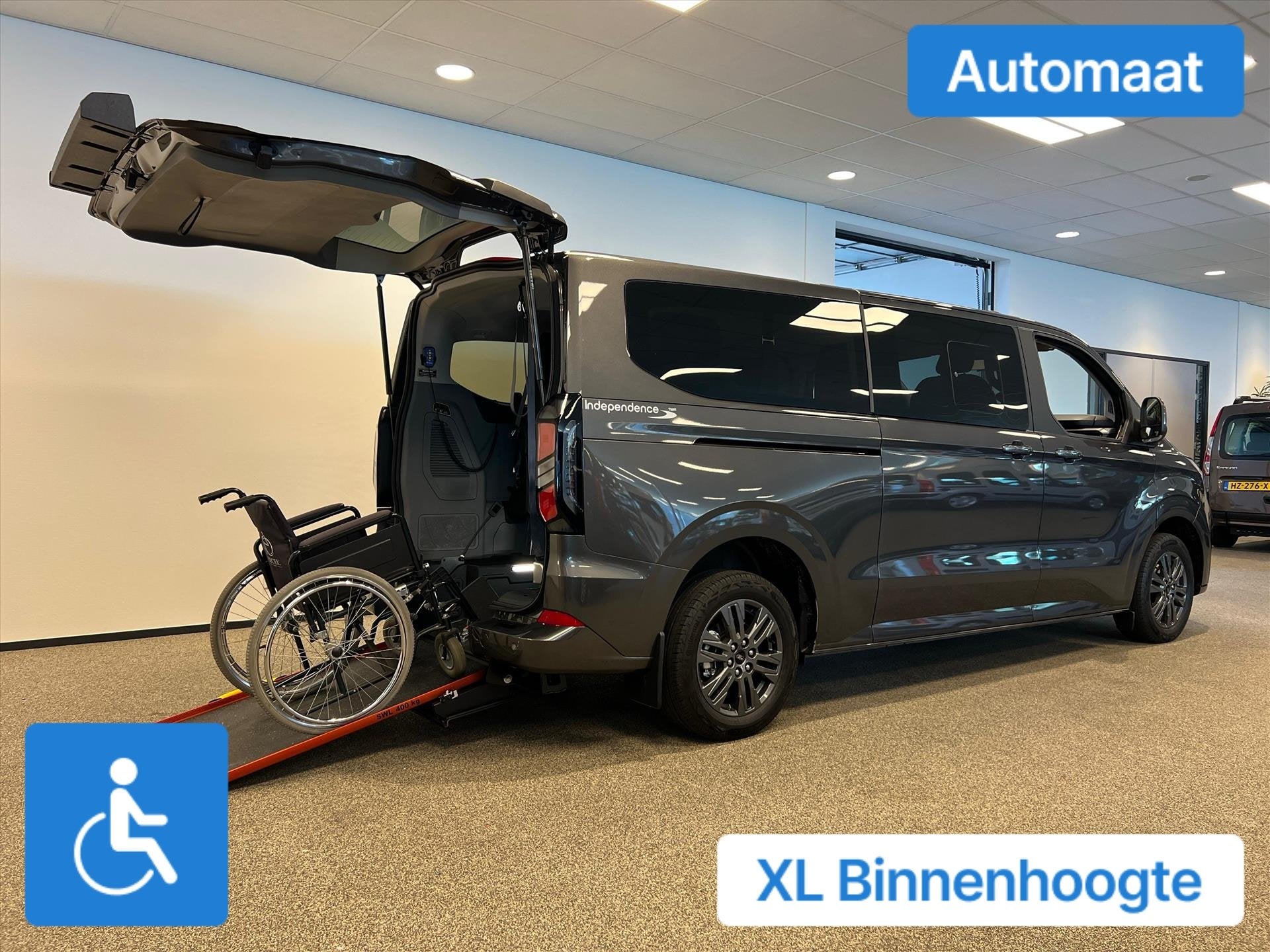 Ford Tourneo Custom L2H1 Groepsvervoer Rolstoelbus 2x rolsto, Auto's, Automaat, 12 maanden, Stof, Gebruikt