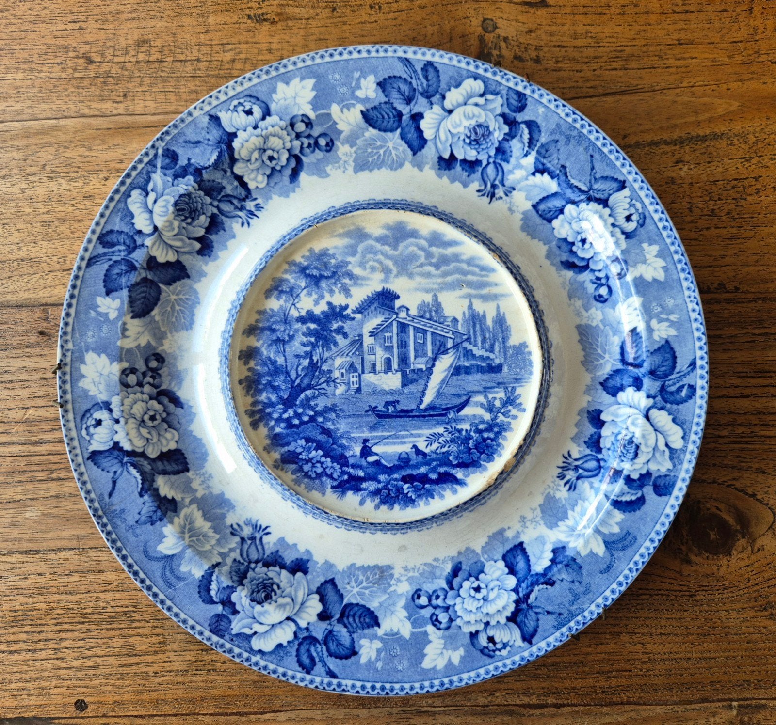 Wedgwood wandbord, Ophalen
