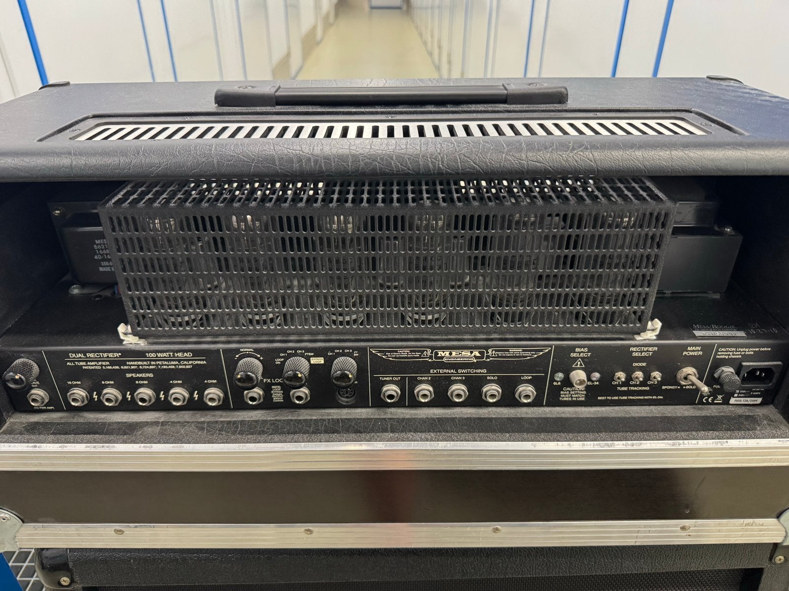 Mesa Boogie Dual Rectifier 100W Head met kist en footswitch, Muziek en Instrumenten, Ophalen, Gebruikt, Gitaar, 100 watt of meer