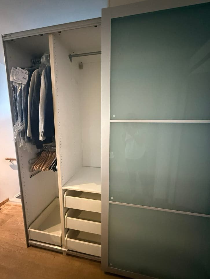 IKEA PAX kledingkast 200x236 cm – schuifdeuren & veel lades, Gebruikt, 200 cm of meer, 200 cm of meer, 50 tot 75 cm