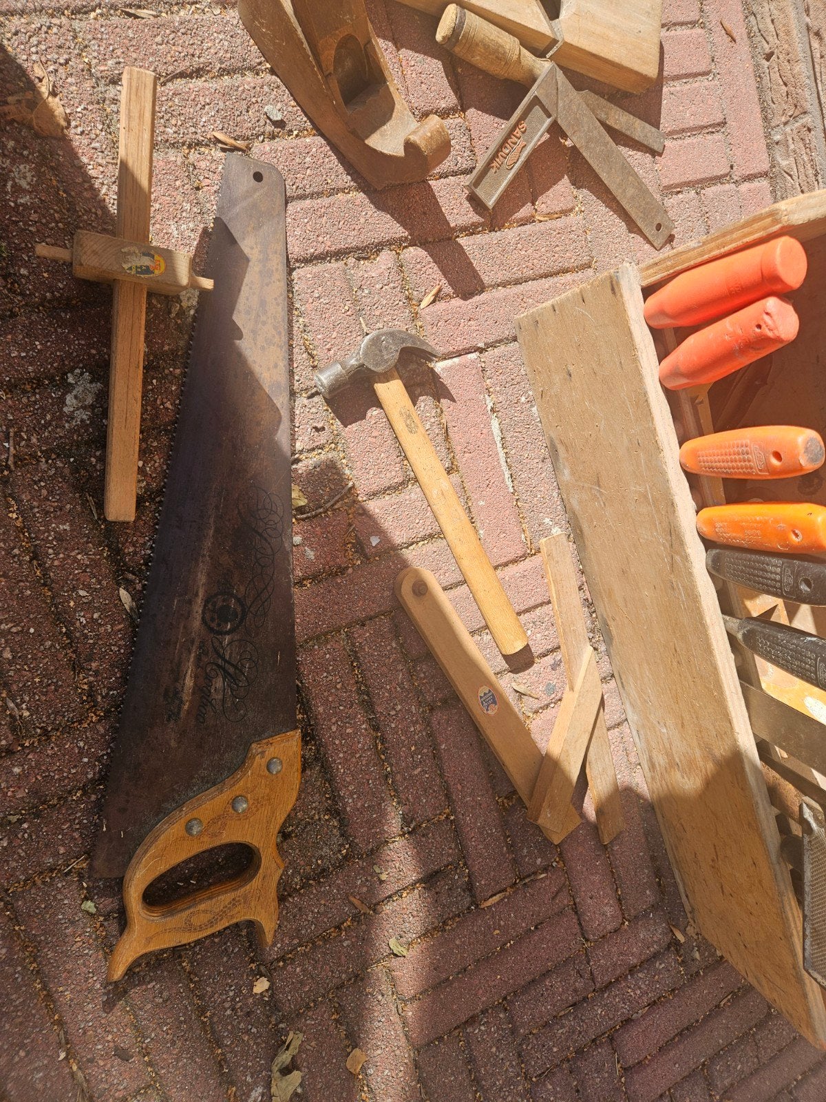 Vintage houten gereedschapskist met diverse handgereedschap, Ophalen