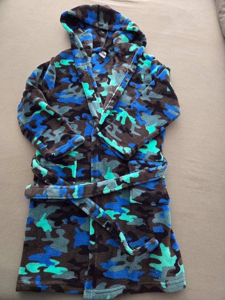 Badjas jongens maat 122/128 camouflage, Ophalen of Verzenden, Zo goed als nieuw, Jongen, Nacht- of Onderkleding