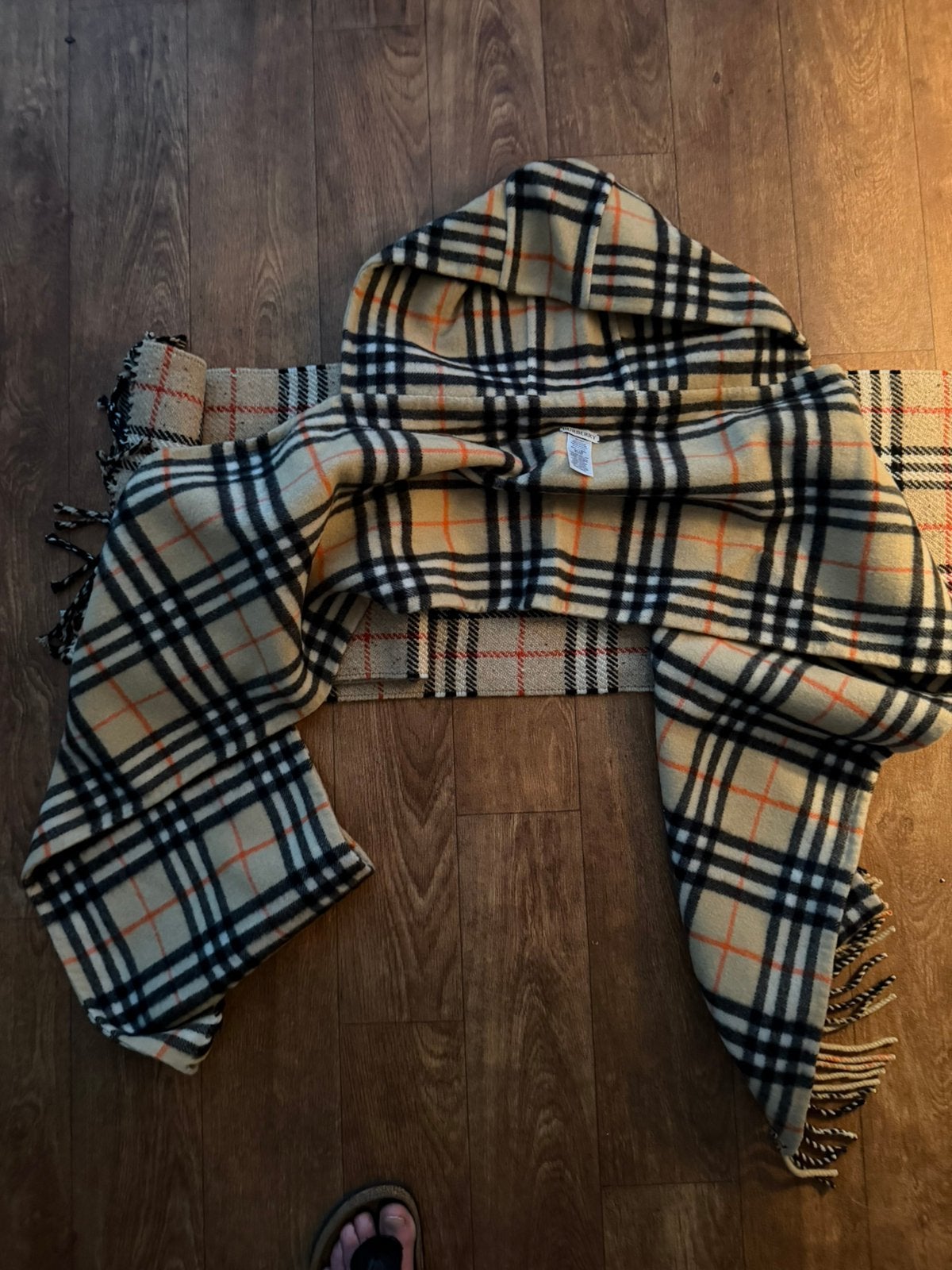 Burberry hooded scarf 230x30cm origineel, Kinderen en Baby's, Babykleding | Mutsen, Sjaals en Wanten, Ophalen of Verzenden, Zo goed als nieuw