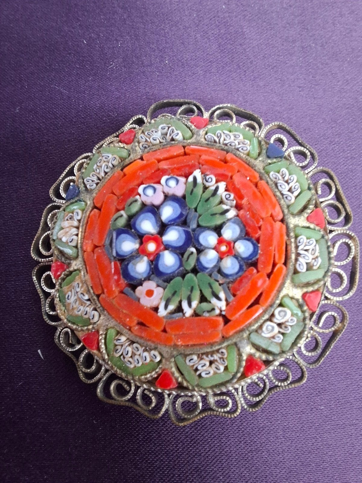 Klassieke vintage millefiori Italiaanse micromozaïek broche, Ophalen, Overige materialen
