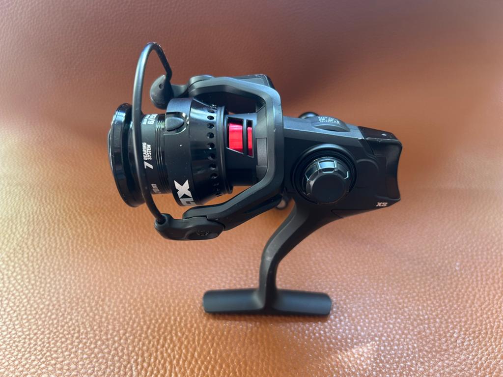 Abu Garcia Max SX 2000 spinmolen – zo goed als nieuw, Watersport en Boten, Ophalen of Verzenden, Zo goed als nieuw, Molen