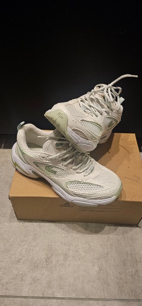 Lacoste Storm 96 2k off-white / groen dames, Wit, Nieuw, Ophalen of Verzenden, Sneakers of Gympen
