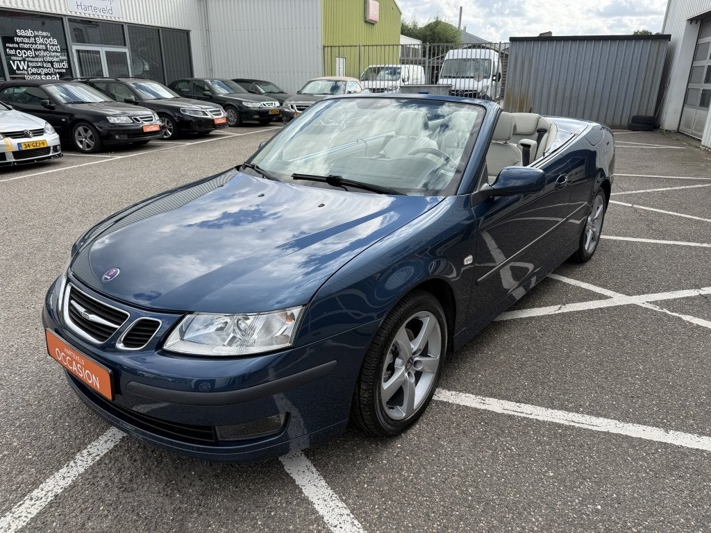 Saab 9-3 Cabrio 1.8t Vector (bj 2008, automaat), Gebruikt, Beige, 4 cilinders, Bedrijf