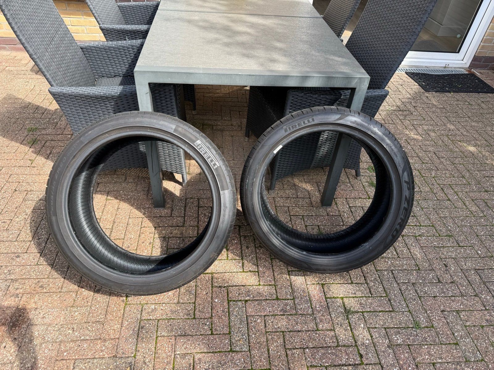 Pirelli P Zero 285/35 R20 Banden Zomerbanden, Ophalen, Gebruikt