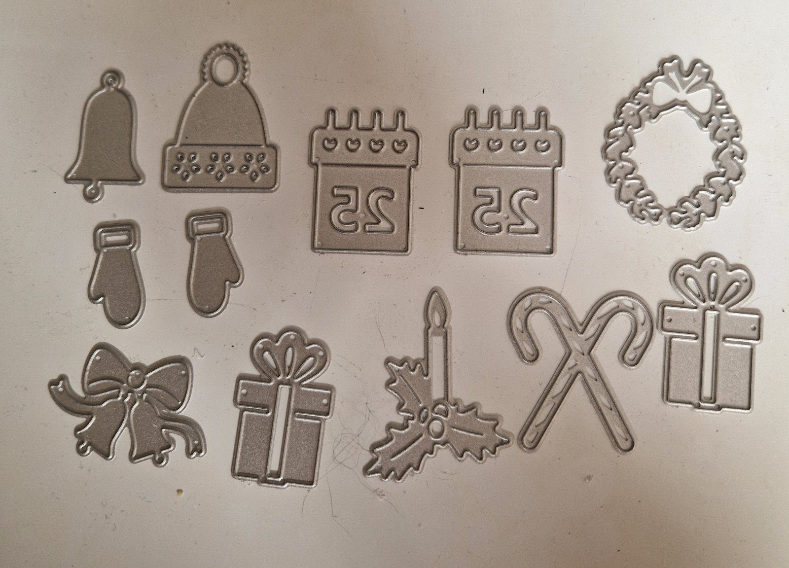 Diverse kerst snijmallen voor kaarten en decoratie, Ophalen of Verzenden, Zo goed als nieuw