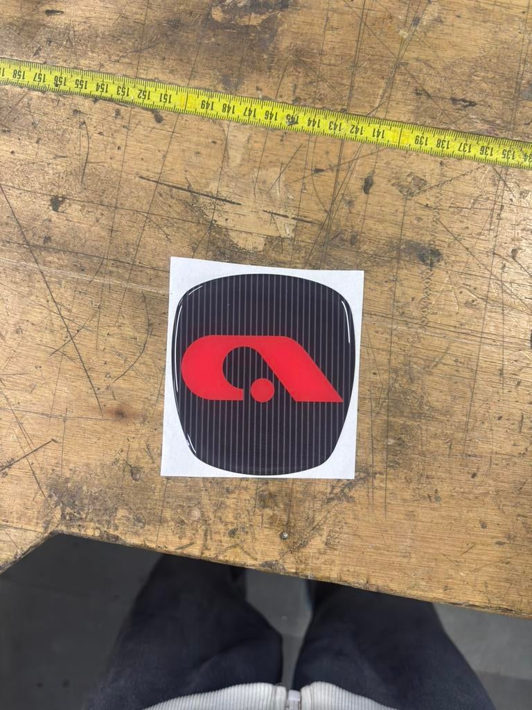 Adria emblem, Ophalen of Verzenden, Zo goed als nieuw, Auto of Motor