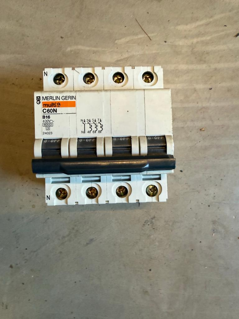 Merlin Gerin Multi 9 C60N B16 400V~ 6000 Stroomonderbreker, Ophalen of Verzenden, Zo goed als nieuw