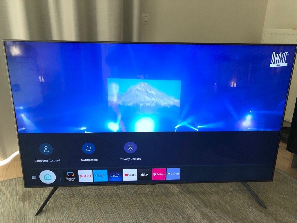 82 inch QLED Samsung Smart tv !, Ophalen, Zo goed als nieuw, Samsung, 100 cm of meer