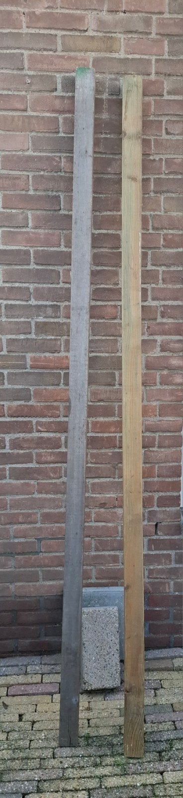 2 PALEN, Ophalen, 180 tot 250 cm, Palen, Hardhout