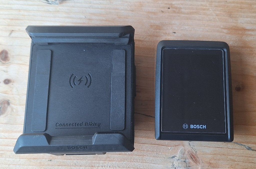 Bosch SmartphoneGrip (BSP3200) en Kiox 300 (BHU3600), Fietsen en Brommers, Fietsaccessoires | Fietscomputers, Ophalen of Verzenden