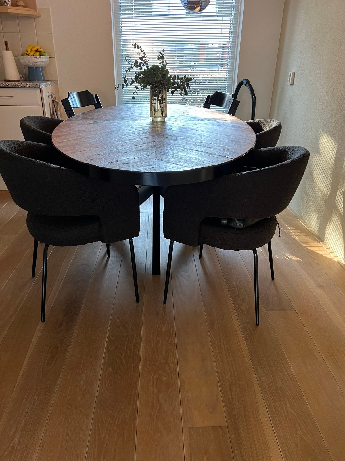 4x Karwei Eden eetkamerstoelen, antraciet bouclé, Ophalen, Gebruikt, Vier, Stof