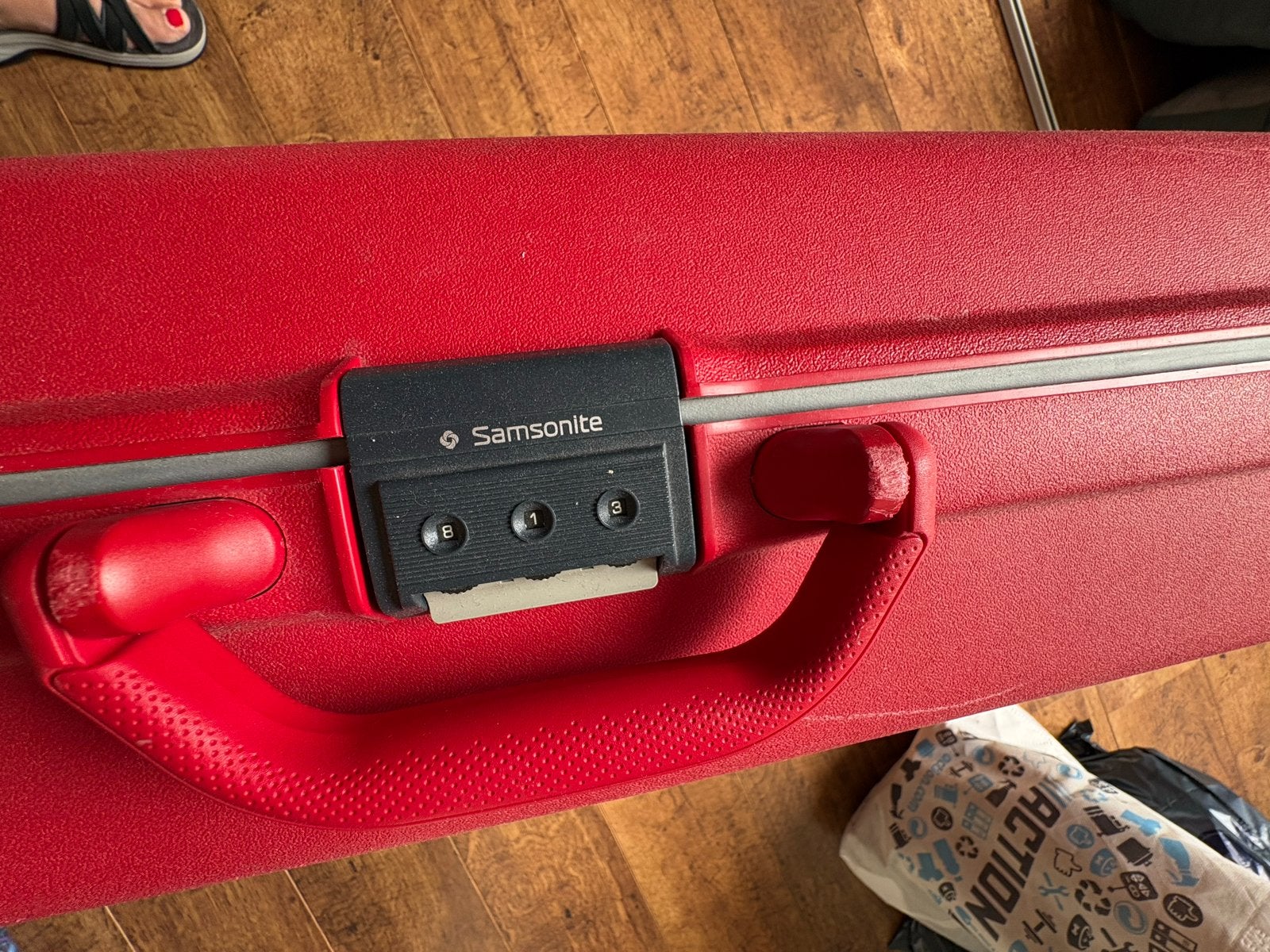 Samsonite Koffer Rood - Hardcase met cijferslot, 30 cm of meer, Gebruikt, 60 tot 80 cm, 55 tot 75 cm